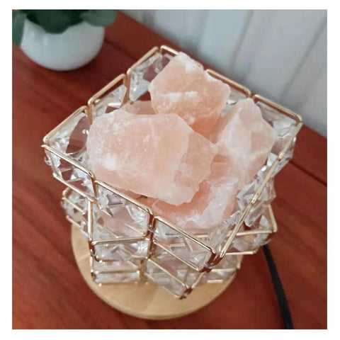 Himalayan crystal salt lamp by Alunorix
